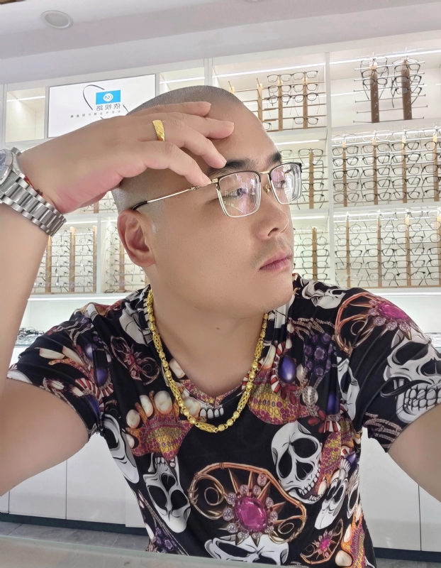 一生诺言的第一张照片--聊城相亲服务中心