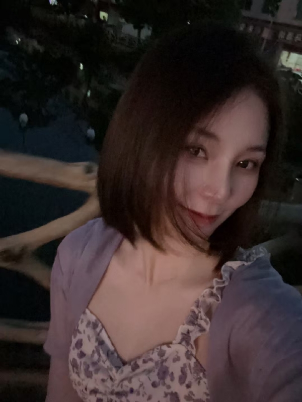 小小的第三张照片--聊城相亲服务中心
