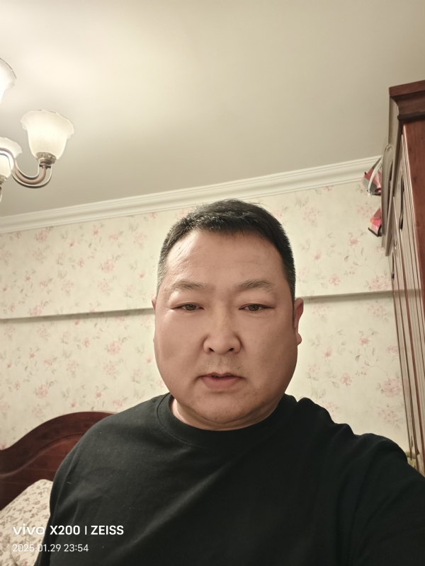 峰哥的第一张照片--聊城相亲服务中心