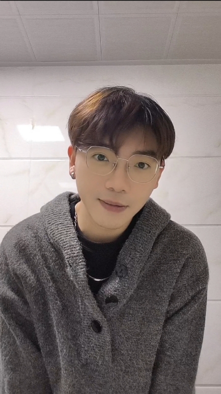 晚睡早起的第一张照片--聊城相亲服务中心