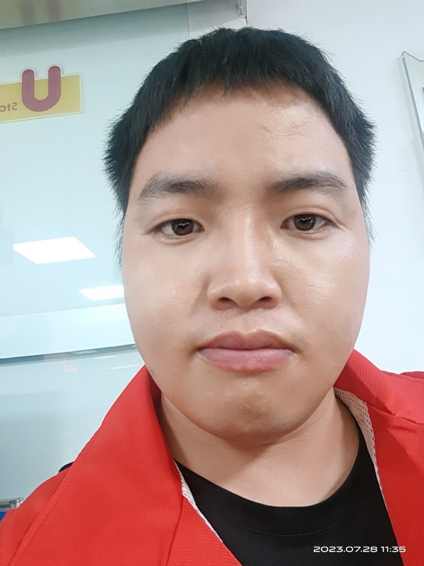 匆忙的第二张照片--聊城相亲服务中心