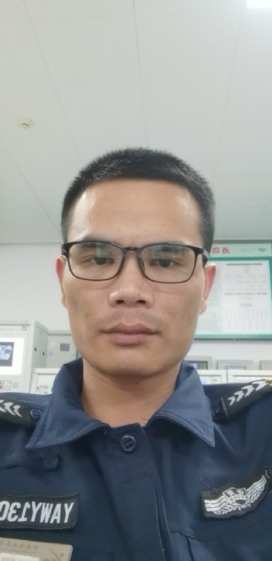 一直都在的第二张照片--聊城相亲服务中心