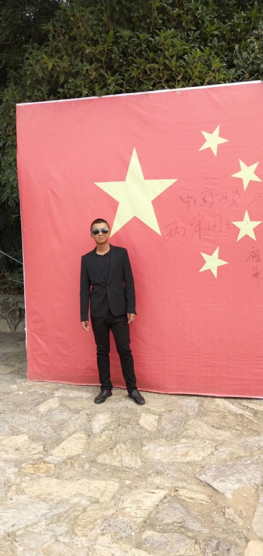 奔腾的小乌鸦的第一张照片--聊城相亲服务中心