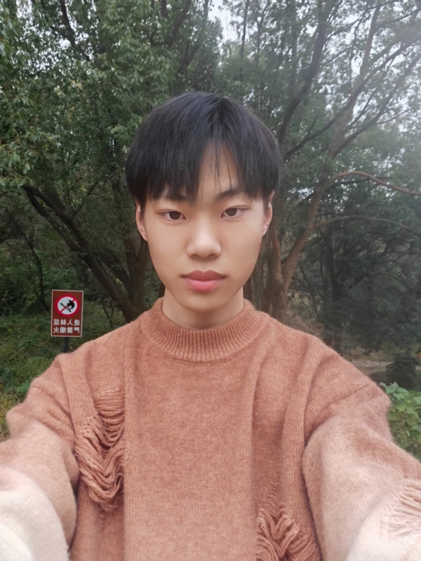 祤辰的第三张照片--聊城相亲服务中心