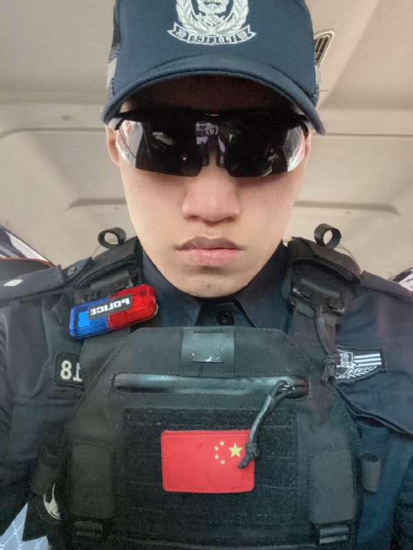 灵犀的第一张照片--聊城相亲服务中心